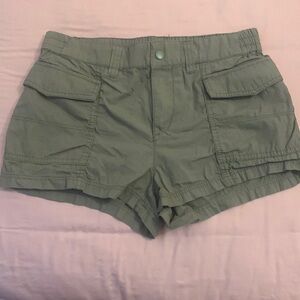 Elastic waist shorts